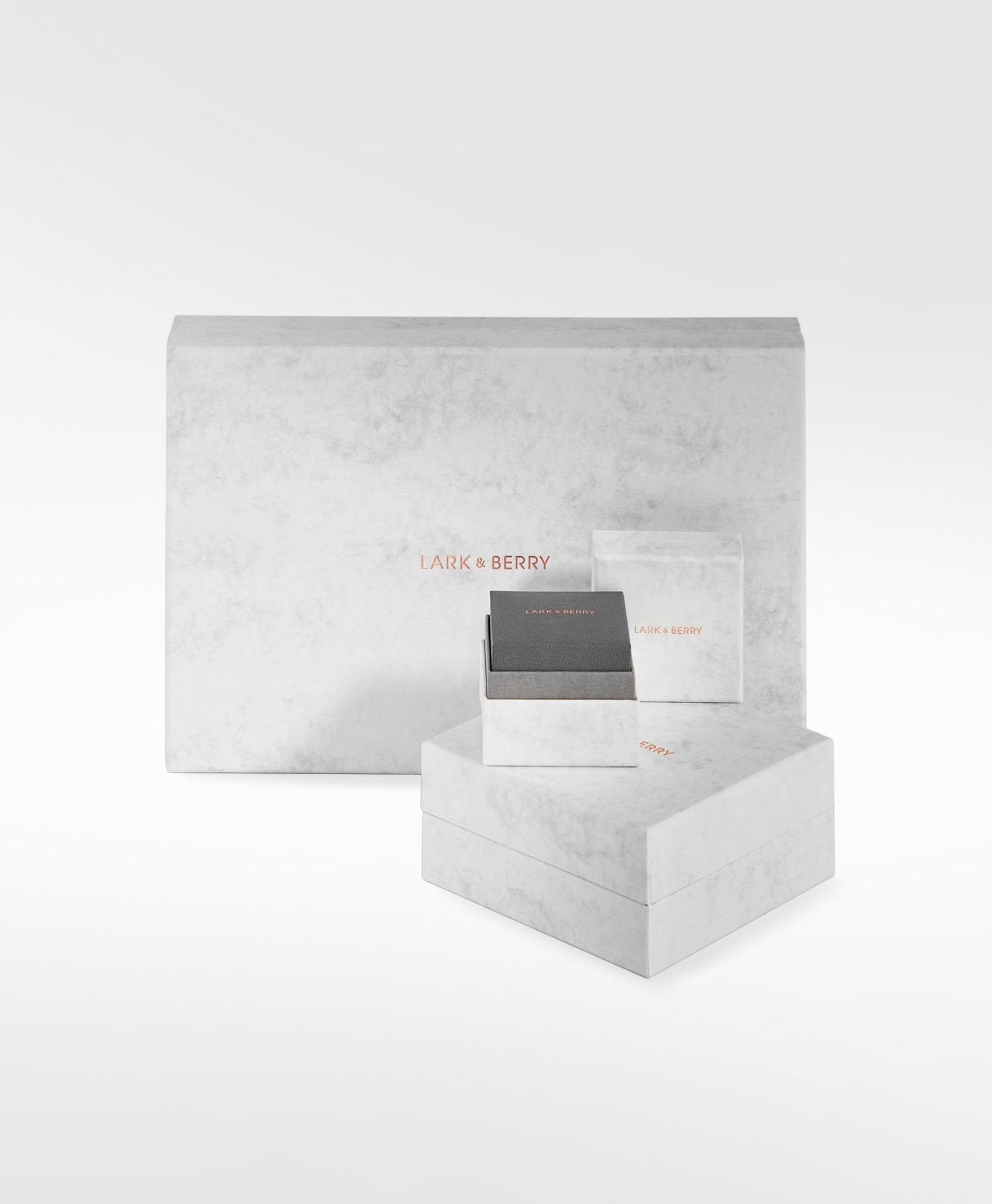 Wave Diamond Pendant in 18K Gold - Lark and Berry